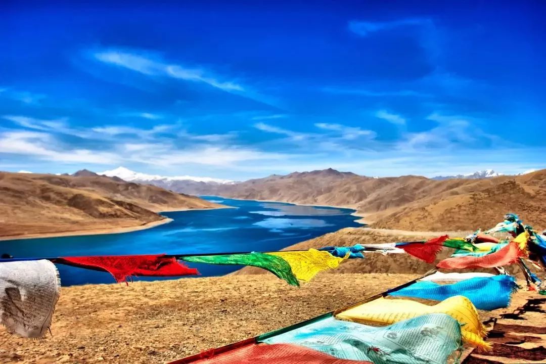 西藏探秘，神秘高原的壮美之旅